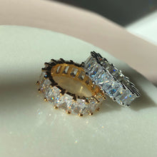 Load image into Gallery viewer, Baguette Studded Ring
